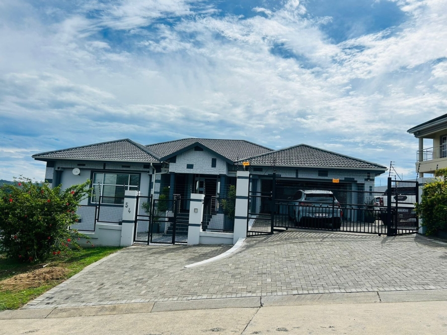 5 Bedroom Property for Sale in Nahoon Valley Park Eastern Cape